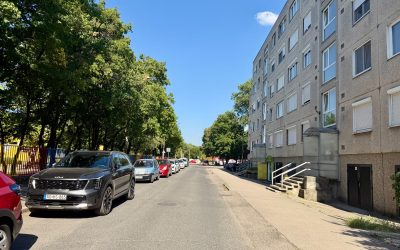 ​Parkra néző, napfényes 2 szobás lakás Sárberek egyik legjobb részén